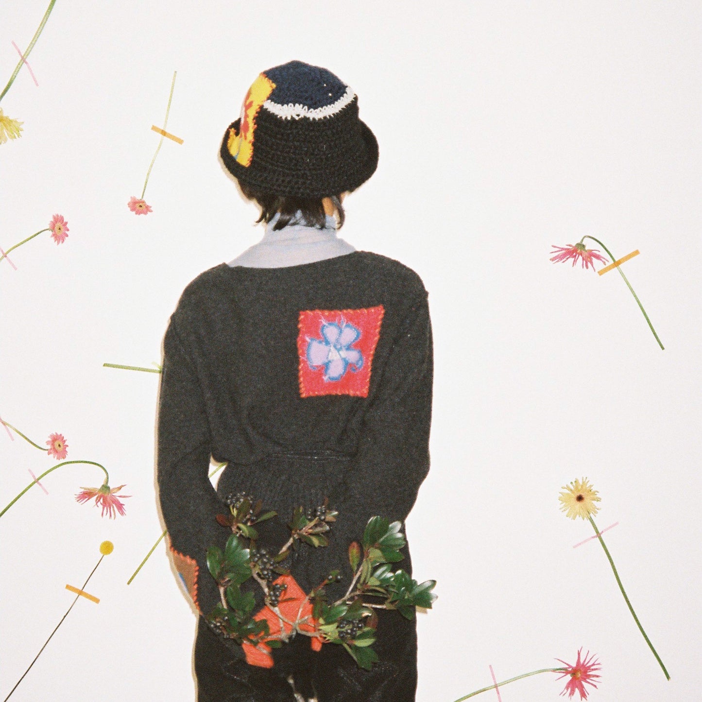 FLOWERING BUCKET BLACK