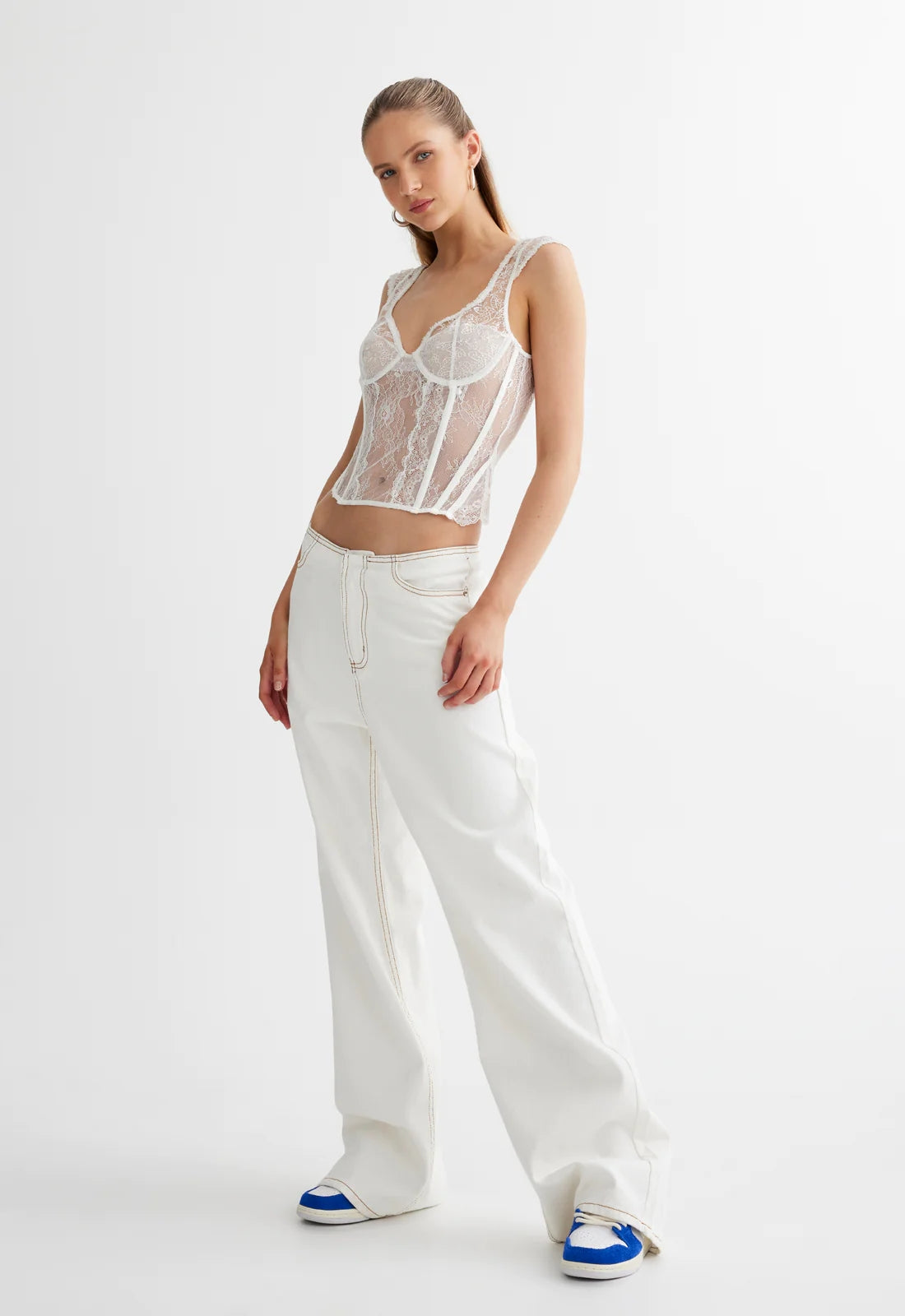 SOME LIKE IT HOT LACE CORSET GHOST WHITE