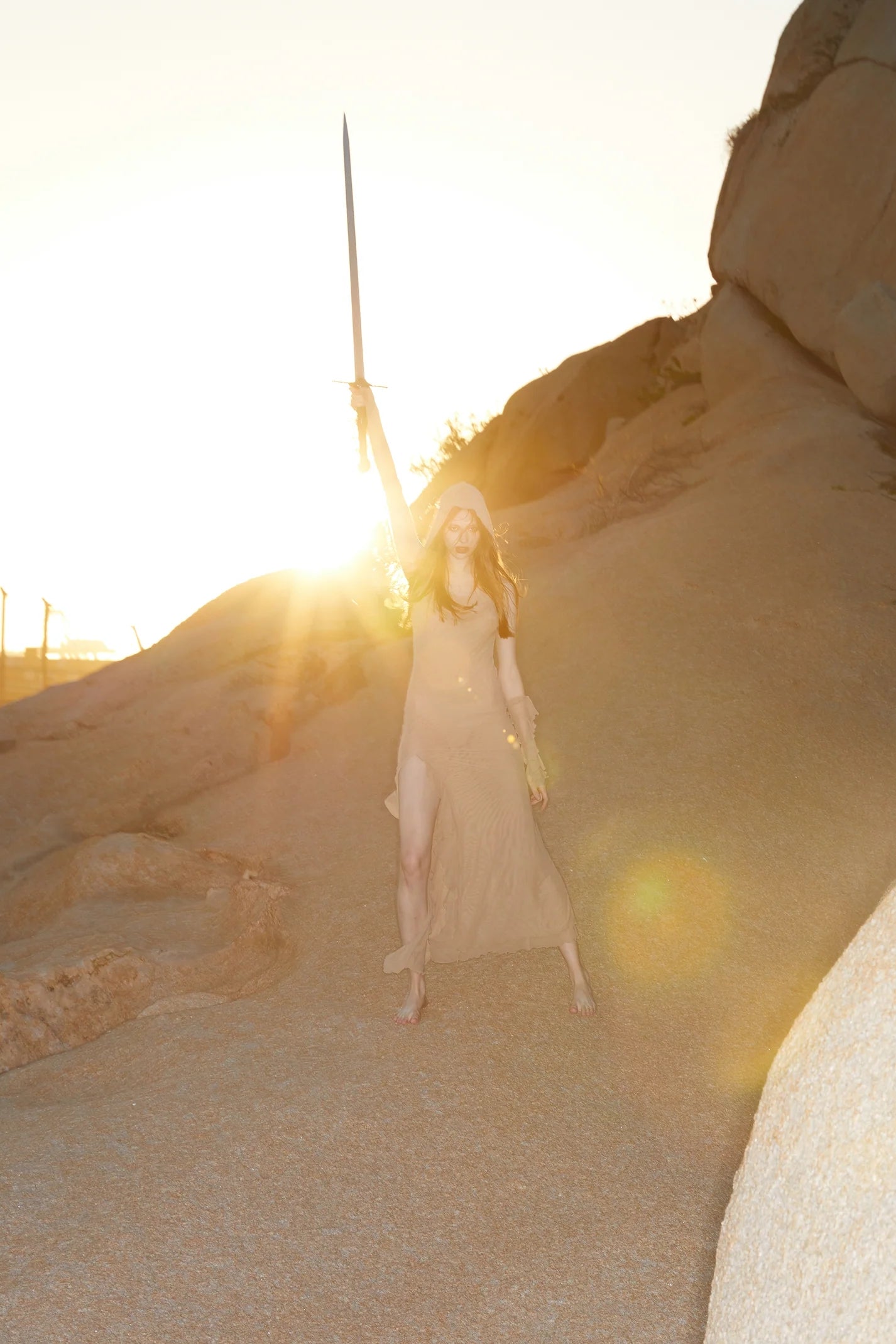 BESTY DRESS SAND
