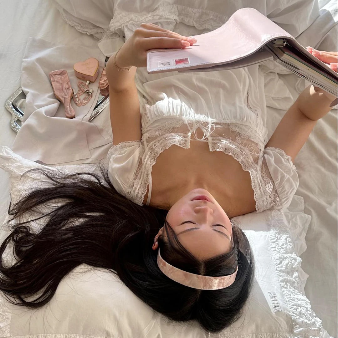 WIDE STARLET HEADBAND IN PINK CHANTILLY